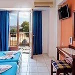 Bed & Breakfast Poco Loco 4*