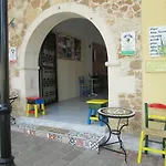 Poco Loco Bed & Breakfast 4*