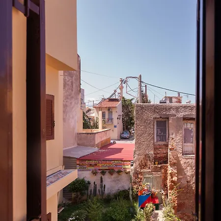 Poco Loco فندق مبيت وإفطار