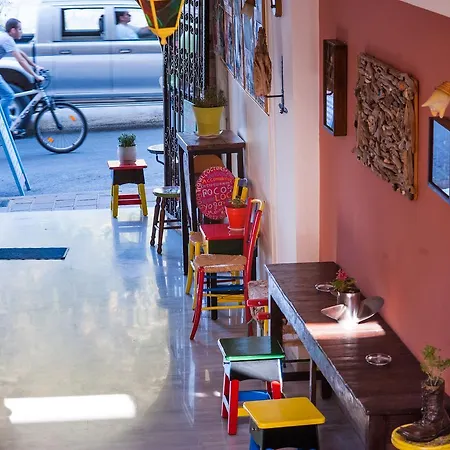 Oda ve Kahvaltı Poco Loco