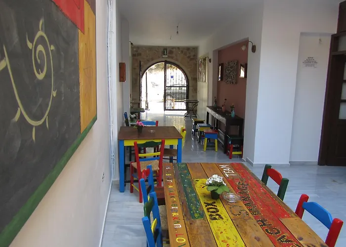 Poco Loco Oda ve Kahvaltı Hanya