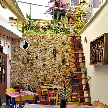 Poco Loco Bed and breakfast 4*