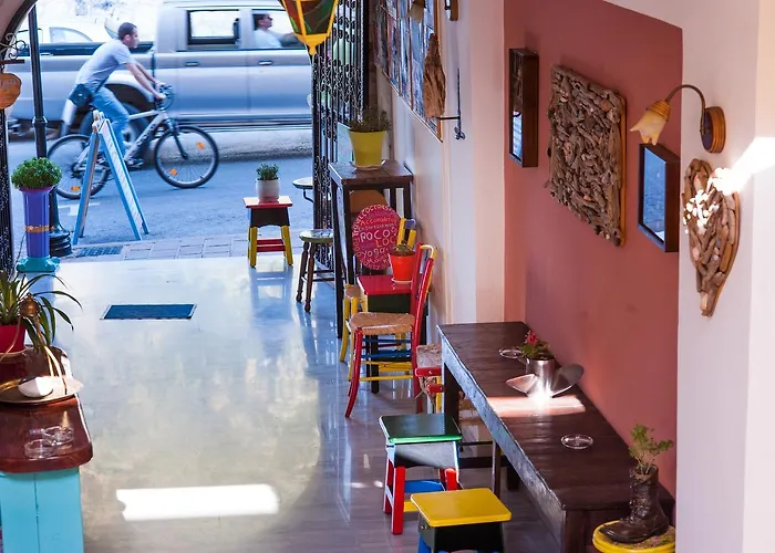 לינה וארוחת בוקר Poco Loco